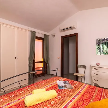 Διαμέρισμα Quiet Sanibel - Happy Monte Petrosu