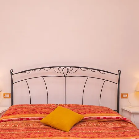 Quiet Sanibel - Happy Monte Petrosu